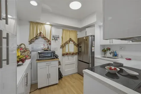2855 Leonard Drive Aventura FL 33160