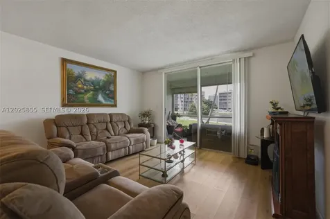 2855 Leonard Drive Aventura FL 33160