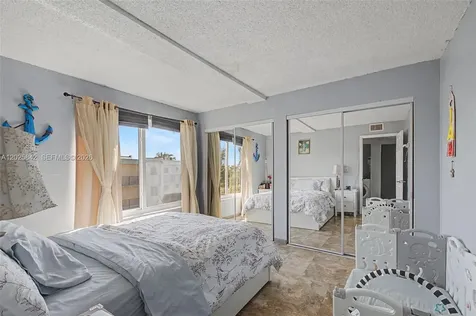 399 NW 72nd Avenue Miami FL 33126