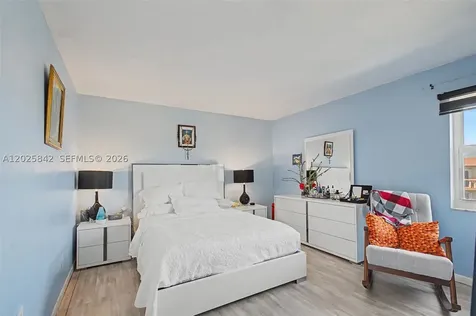 399 NW 72nd Avenue Miami FL 33126