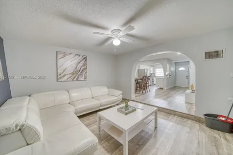 7620 SW 21st Street Miami FL 33155
