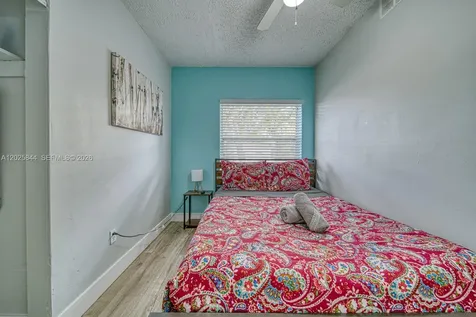 7620 SW 21st Street Miami FL 33155