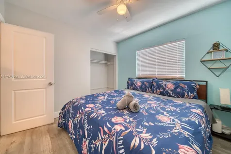 7620 SW 21st Street Miami FL 33155