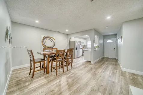 7620 SW 21st Street Miami FL 33155