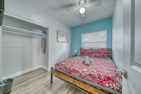 7620 SW 21st Street Miami FL 33155