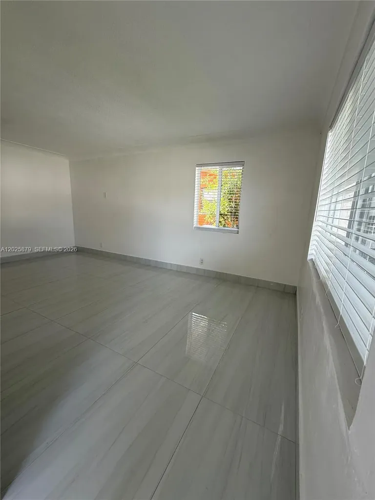 1816 NW 25th Terrace Fort Lauderdale FL 33311