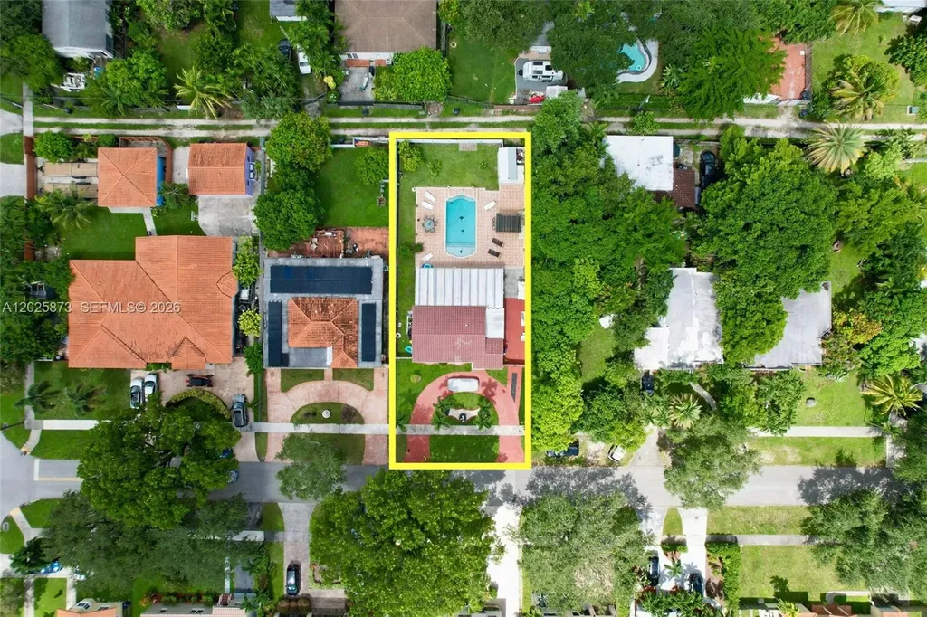 556 La Villa Drive Miami Springs FL 33166