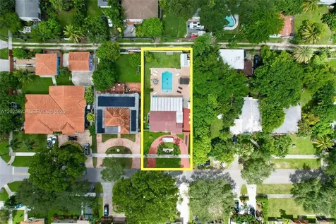 556 La Villa Drive Miami Springs FL 33166