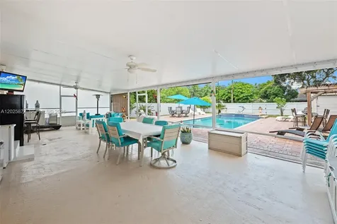 556 La Villa Drive Miami Springs FL 33166