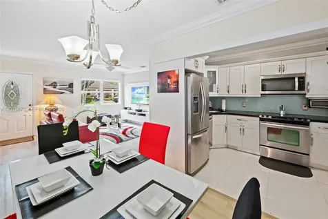 556 La Villa Drive Miami Springs FL 33166
