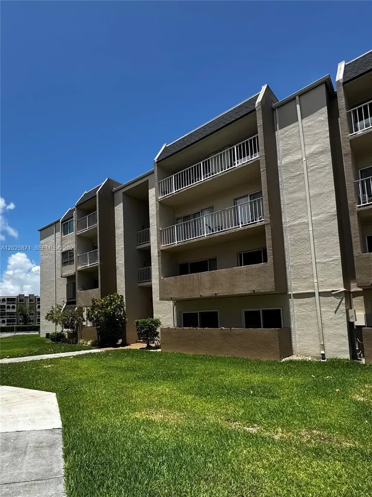 7715 SW 86th Street Miami FL 33143