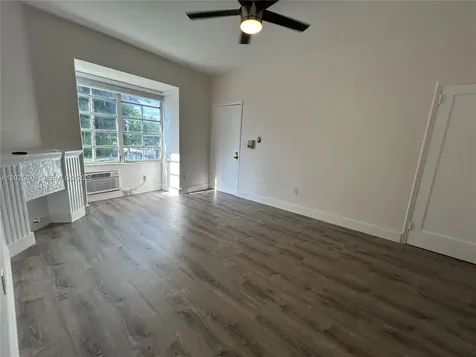 1250 Pennsylvania Avenue Miami Beach FL 33139