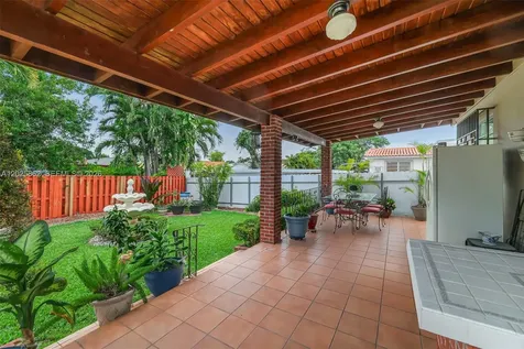 251 NW 60th Court Miami FL 33126