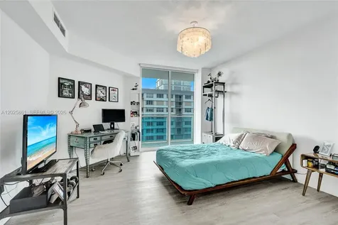 1881 79th St Causeway North Bay Village FL 33141