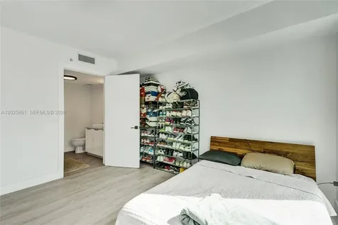 1881 79th St Causeway North Bay Village FL 33141
