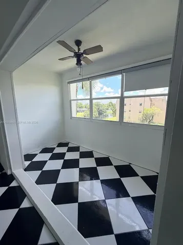 8595 Sunrise Lakes Boulevard Sunrise FL 33322
