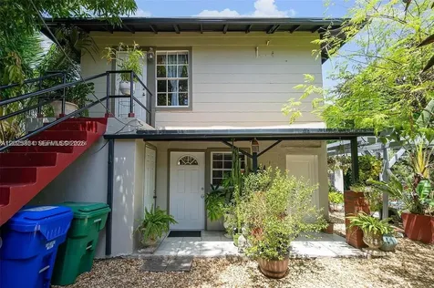 226 SW 6th Avenue Miami FL 33130