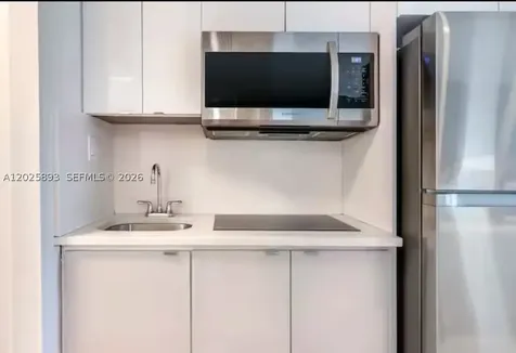 19201 Collins Avenue Sunny Isles Beach FL 33160