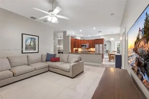 12847 NW 22nd Manor Pembroke Pines FL 33028