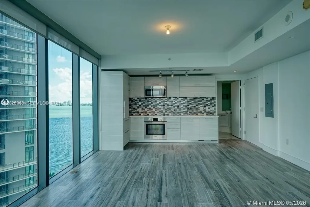 650 NE 32nd Street Miami FL 33137