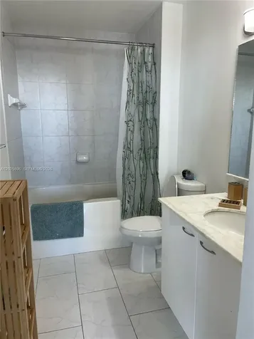 133 NE 2nd Avenue Miami FL 33132