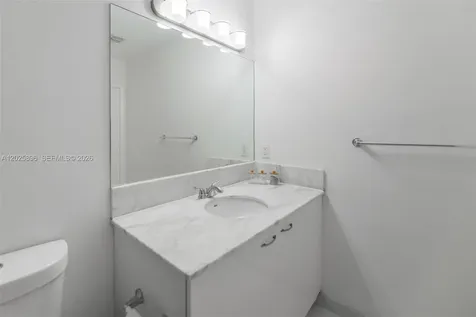 133 NE 2nd Avenue Miami FL 33132