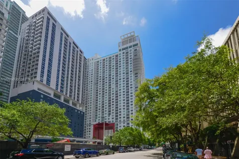 133 NE 2nd Avenue Miami FL 33132