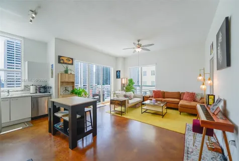 133 NE 2nd Avenue Miami FL 33132