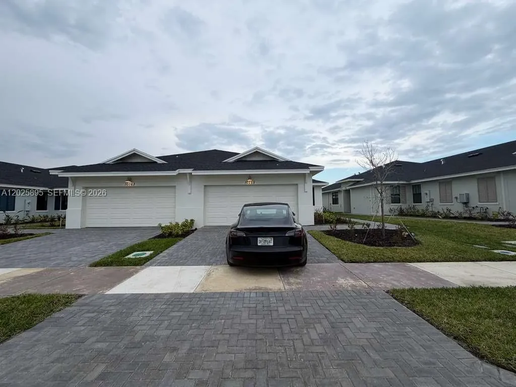 10755 NW Wilgrove Lane Port St. Lucie FL 34987
