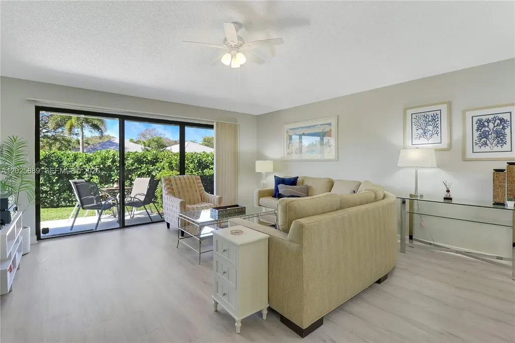 105 Club Drive Palm Beach Gardens FL 33418