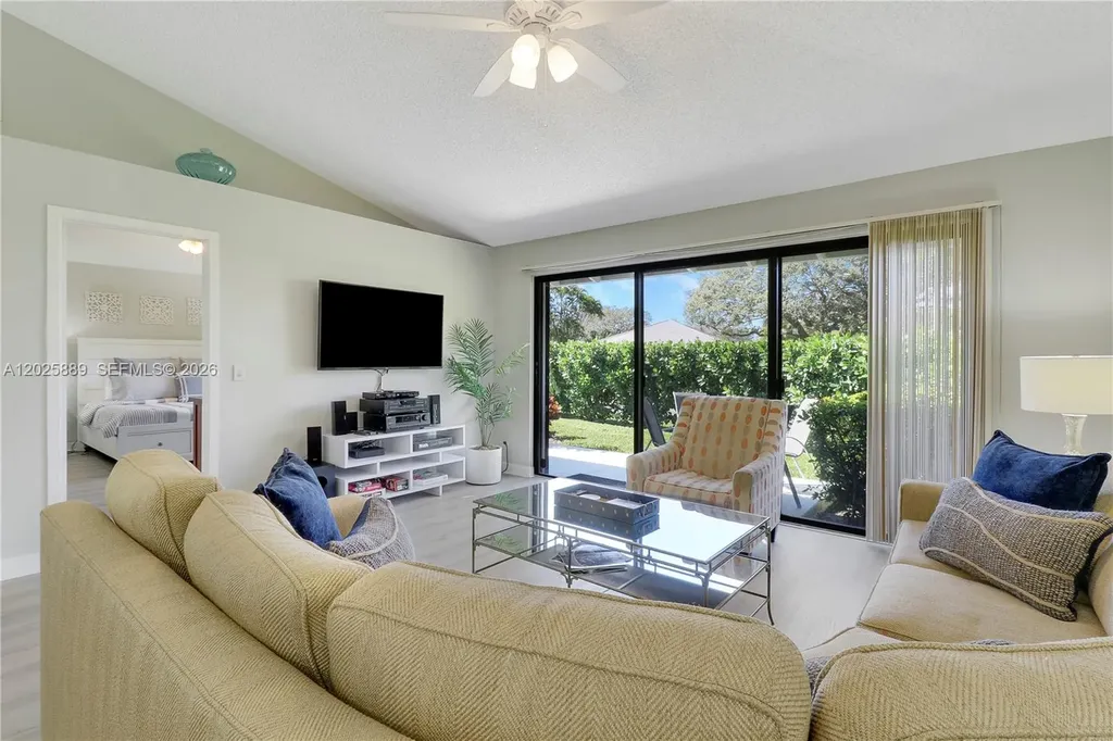 105 Club Drive Palm Beach Gardens FL 33418