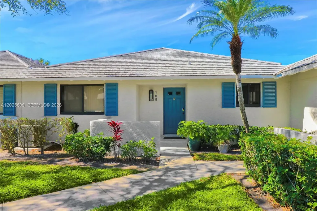 105 Club Drive Palm Beach Gardens FL 33418