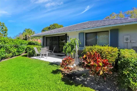 105 Club Drive Palm Beach Gardens FL 33418