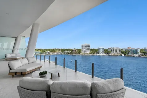 5 Grove Isle Coconut Grove FL 33133