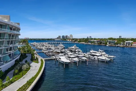5 Grove Isle Coconut Grove FL 33133