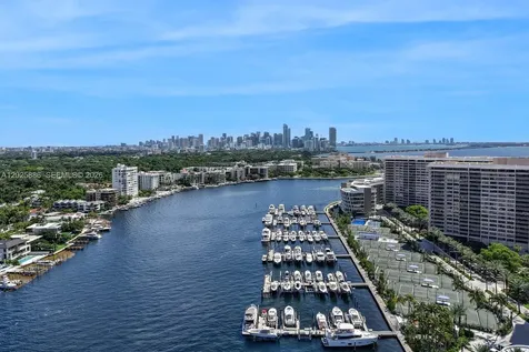 5 Grove Isle Coconut Grove FL 33133