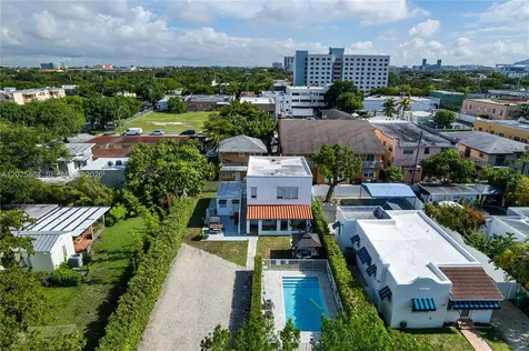 2255 SW 10th Street Miami FL 33135