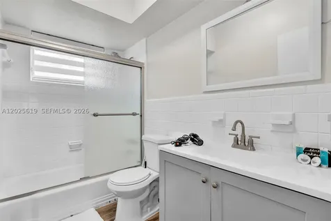 10002 E Bay Harbor Drive Bay Harbor Islands FL 33154
