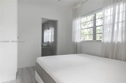 2539 S Bayshore Drive Miami FL 33133