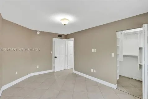 927 NE 199th Street Miami FL 33179