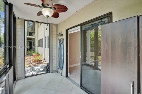 927 NE 199th Street Miami FL 33179