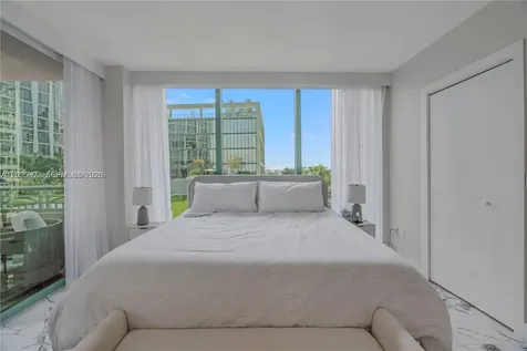 3400 SW 27th Avenue Miami FL 33133