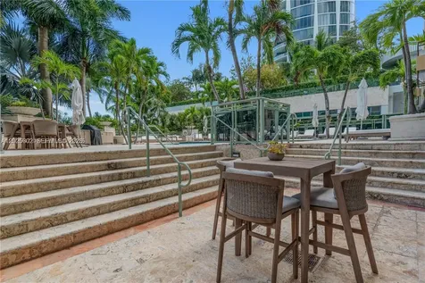 3400 SW 27th Avenue Miami FL 33133