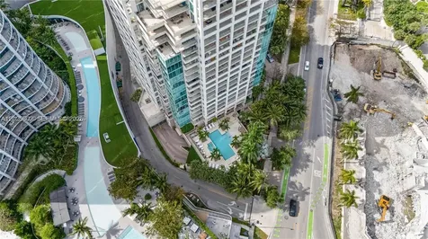 3400 SW 27th Avenue Miami FL 33133