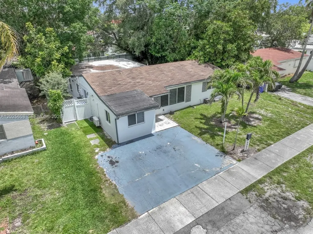 6661 Douglas Street Hollywood FL 33024