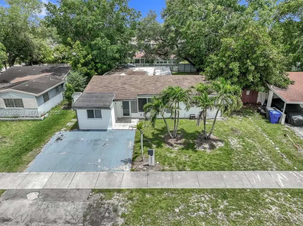 6661 Douglas Street Hollywood FL 33024