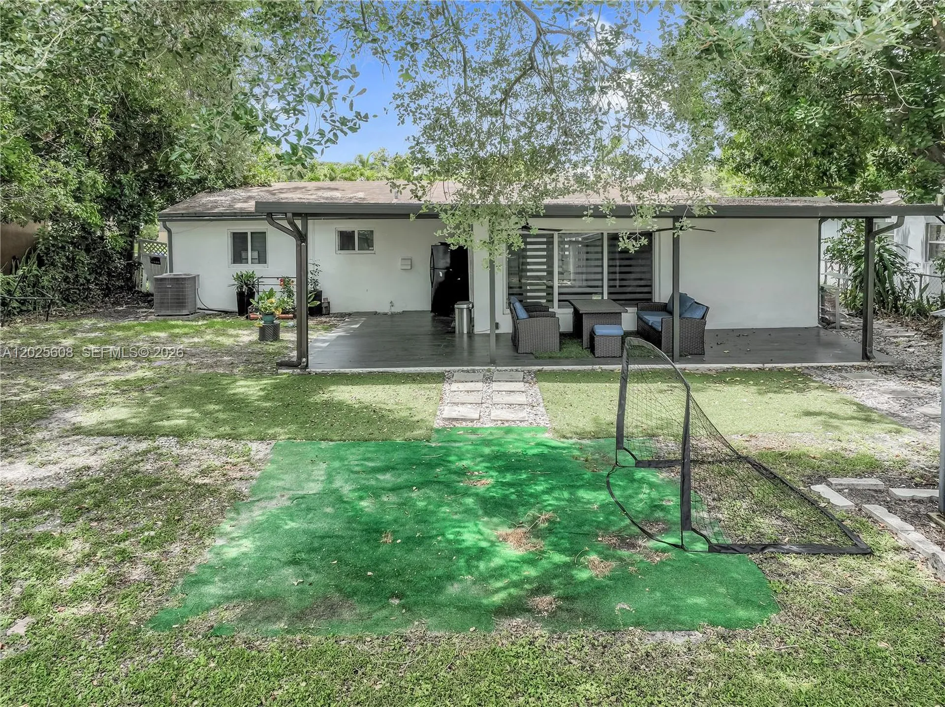6661 Douglas Street Hollywood FL 33024