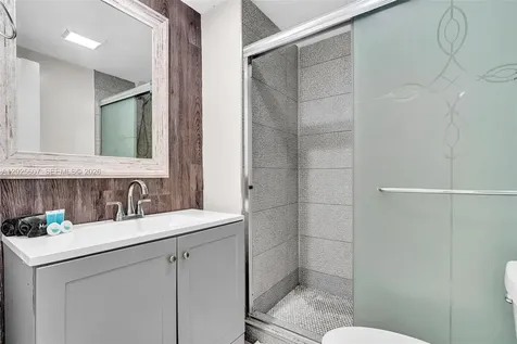 10004 E Bay Harbor Drive Bay Harbor Islands FL 33154