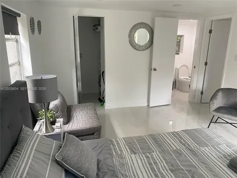 1710 Michigan Avenue Miami Beach FL 33139