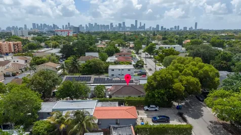 Miami FL 33135